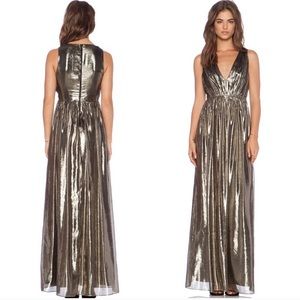 ALICE + OLIVIA Issa pleated lame gold gown small v